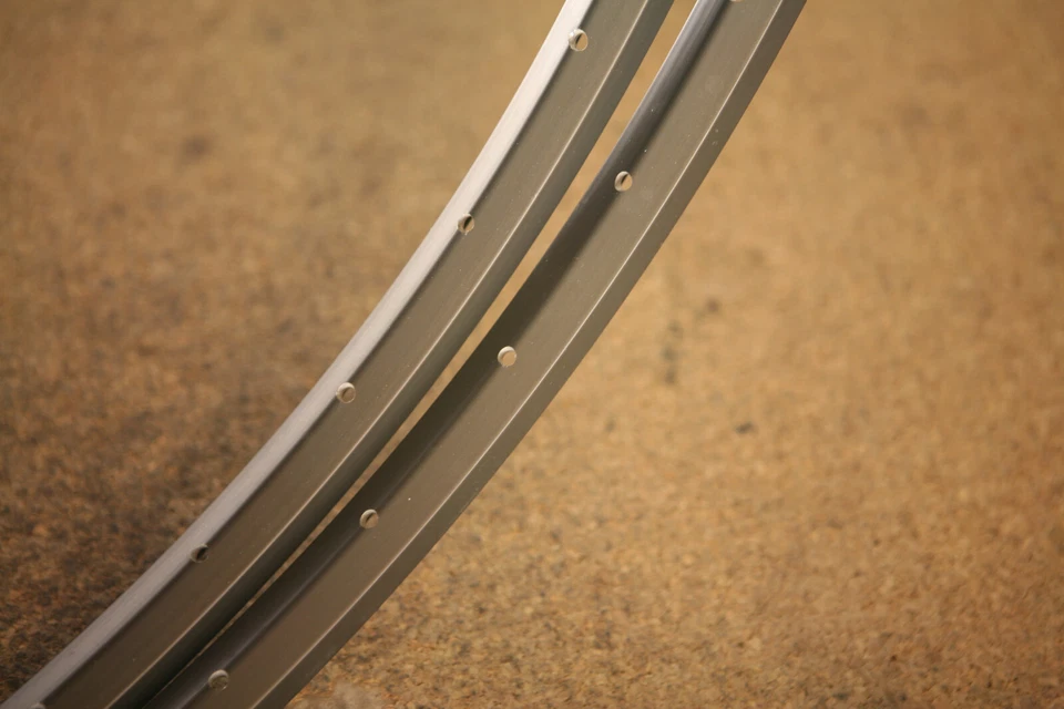 Juego de llantas de cubierta retro Kult NOS NUEVAS Ritchey Cross-Sport Vantage 36 agujeros 700c Foto 3 de 4