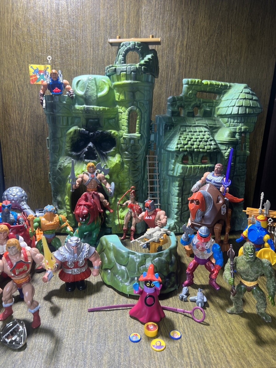 MOTU Masters of the Universe HE-MAN Vintage Action Figures