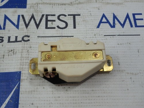 NEW Hubbell 223A 2320A Twist Lock Receptacle 2P 3W 20A 250V - Picture 8 of 8