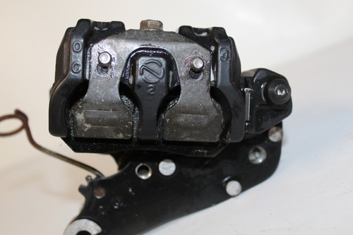 1985 HONDA V30 MAGNA VF500C VF 500 C FRONT BRAKE CALIPER - Picture 5 of 5