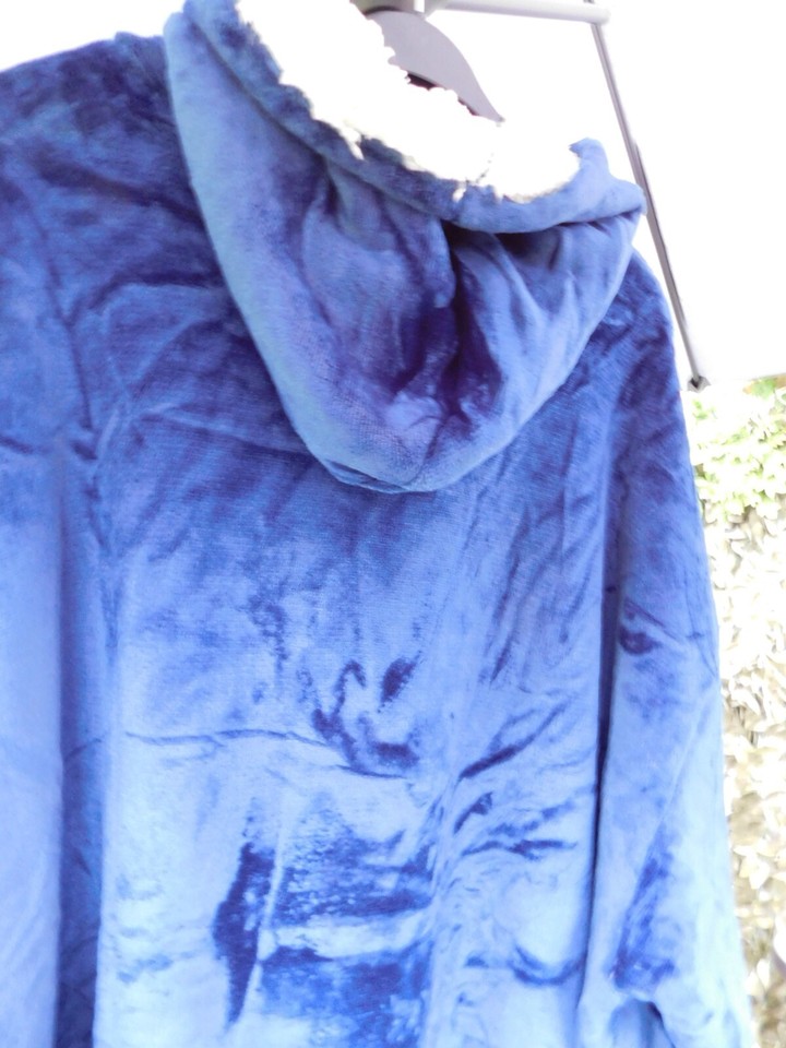 Kudd.ly Oversized Hoodie Blue Sherpa Blanket Kuddly Unisex Dust Bag