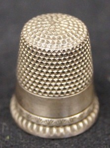 ANTIQUE E.C. & CO. Sterling Silver Sewing Thimble Size 9