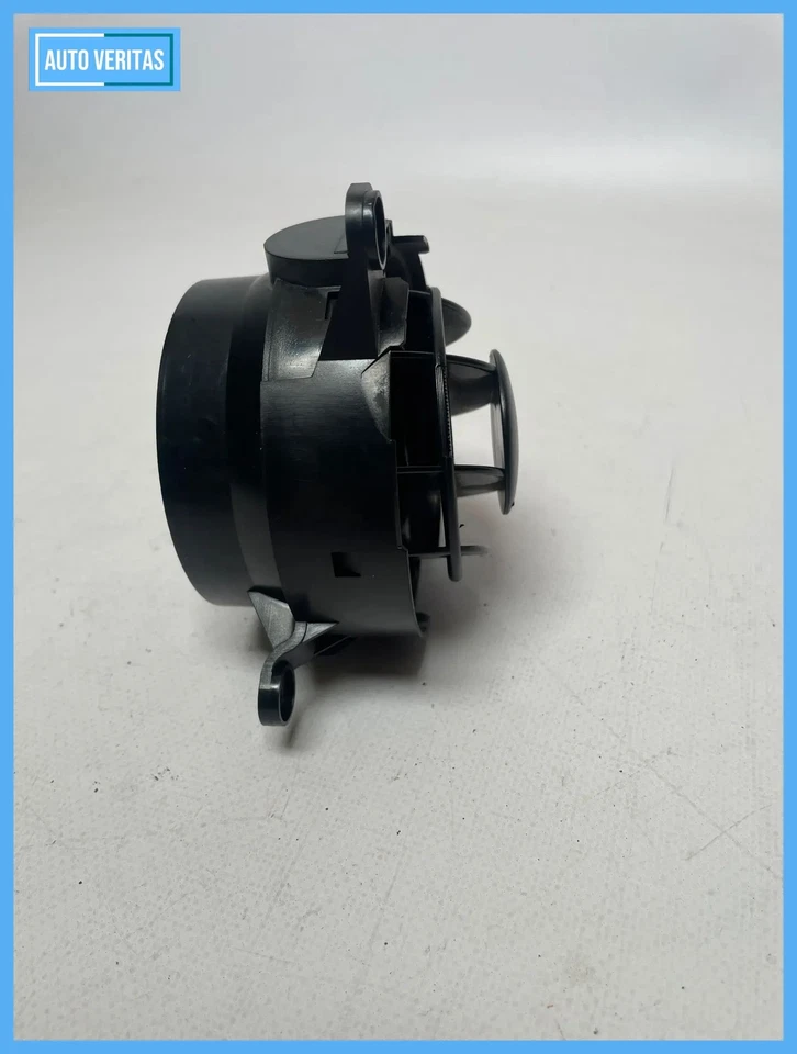 Original Ford Fusion (JU) Air Nozzle Front 4661-004 - Image 2 of 4