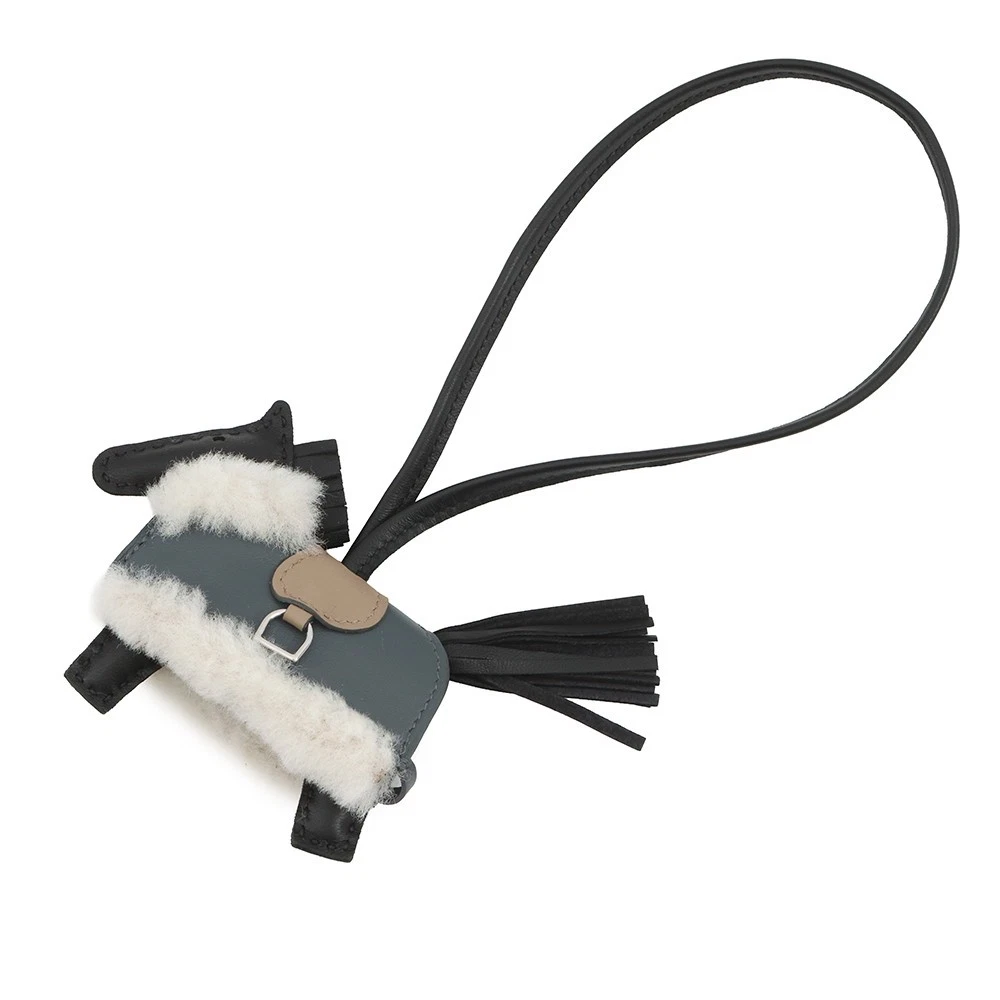 Hermes — HERMES Robeo Prusche Size PM Lambskin/Mouton Black/Vert Mangrove/Beige Malfa