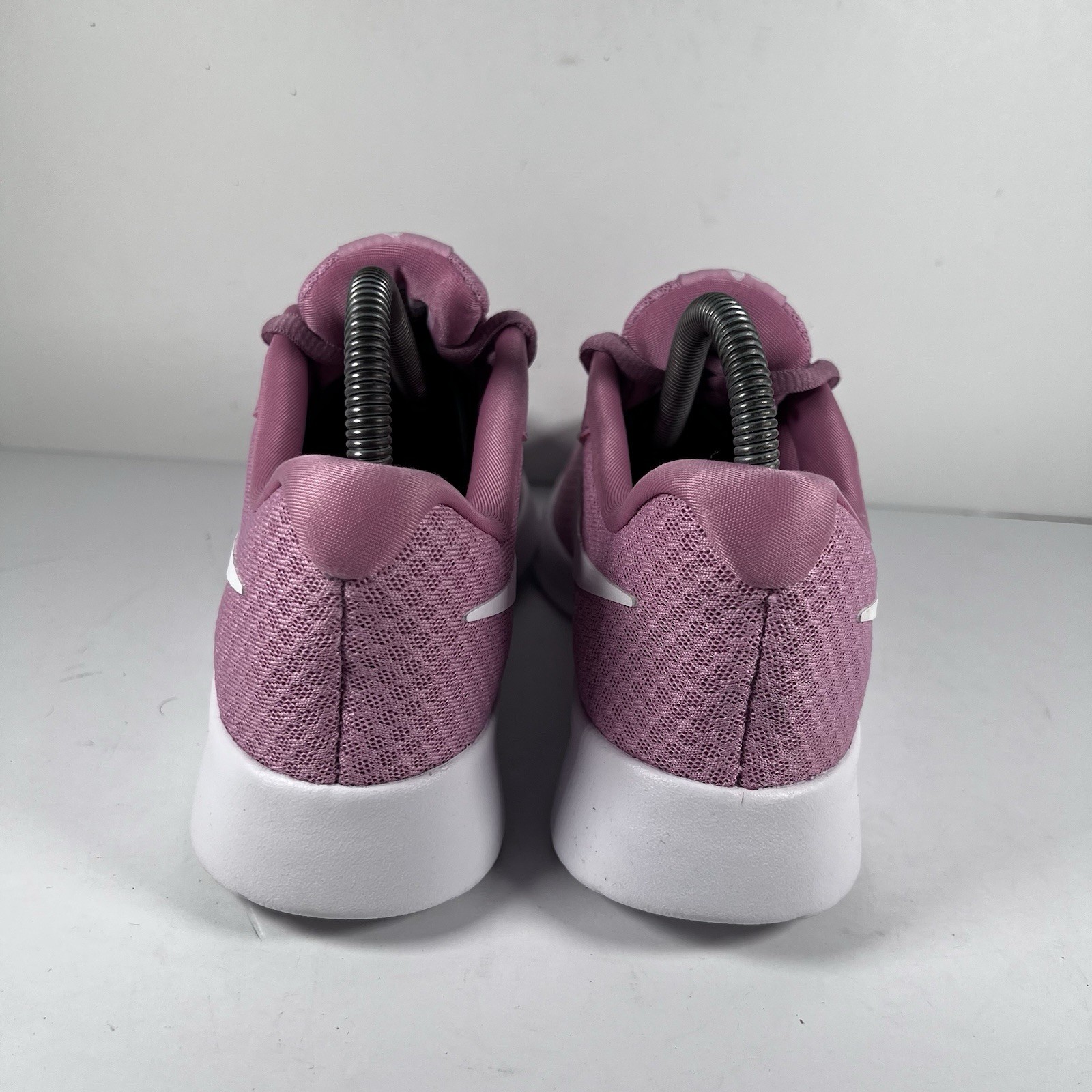 Nike Tanjun EasyOn Elemental Pink Lace Up Athletic Shoes Sneakers Women's 7.5 thumbnail 4