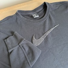 Nike Women's Medium Black Logo Crewneck Cropped Pullover Sweatshirt