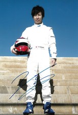 Kamui Kobayashi "Sauber" Autogramm signed 20x30 cm Bild