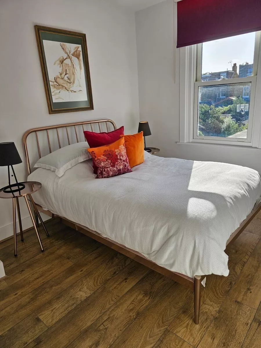 New Contemporary Copper Metal 4 6 Double Bed Bedstead Made