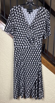 NWT Donna Morgan Gray Multi Color Geometric Wrap Stretch Dress Women s  Size 4