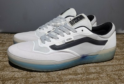 vans signature skate shoes