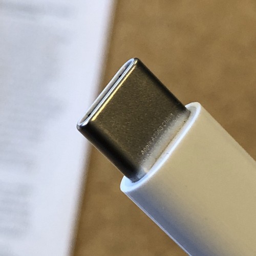 Genuine Apple USB-C to MagSafe 3 Power Cable for MacBook Air Pro 2m A2363 - Afbeelding 3 van 6