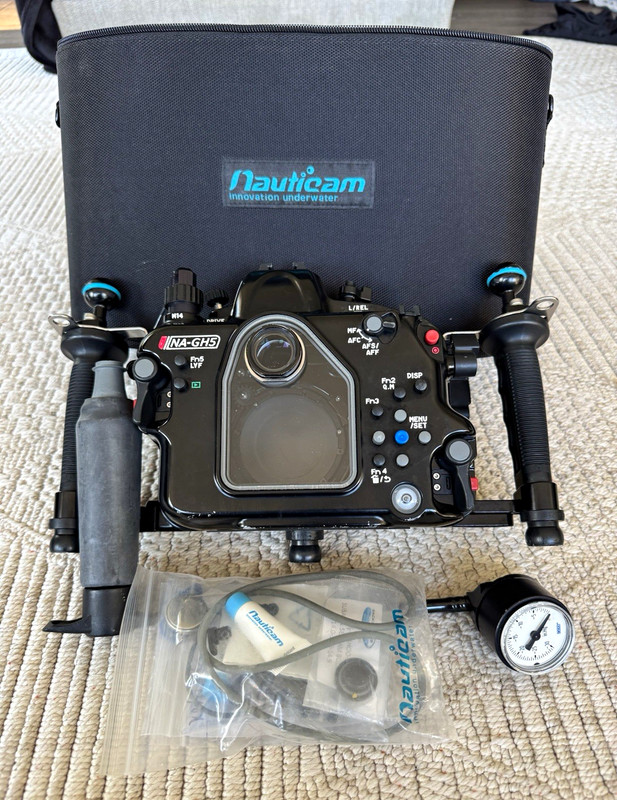 Perfect Nauticam NA-GH5 for Panasonic DC-GH5 w/ Vacuum, Pressure gauge and parts