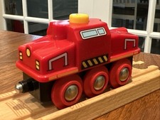 BRIO World Wooden Railway SHUNTING YARD TRAIN  33303 USA Seller