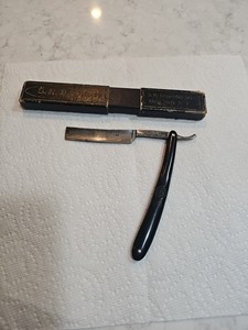 Antique KEEN Kutter Straight Razor with Box Made In Germany