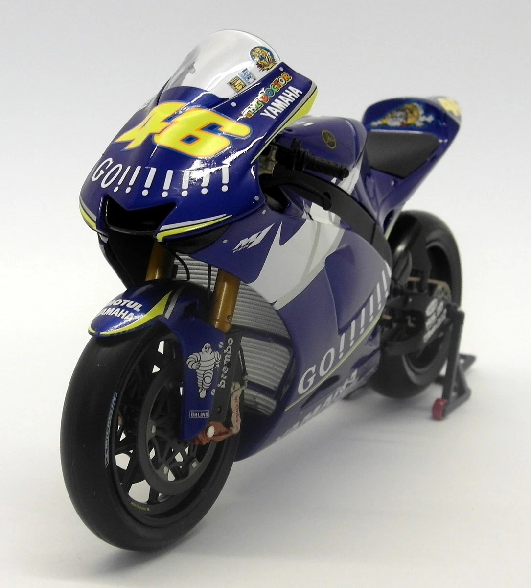 MINICHAMPS Yamaha YZR-M1 Contemporary Manufacture Diecast