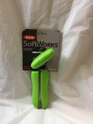 OXO SOFTWORKS CAN OPENER WITH BUILT-IN POP TOP BOTTLE OPENER