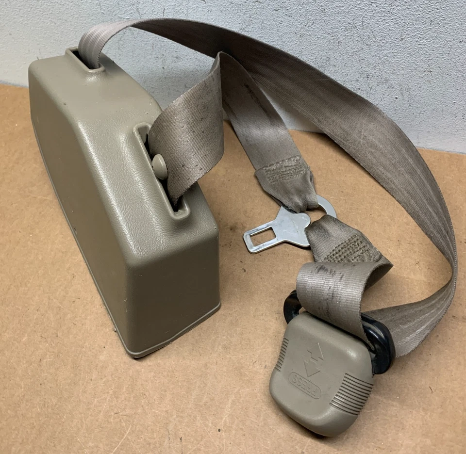 1988-1998 Chevy GMC CK1500 Silverado Truck Passenger Seatbelt Retractor Beige - Image 4 of 4