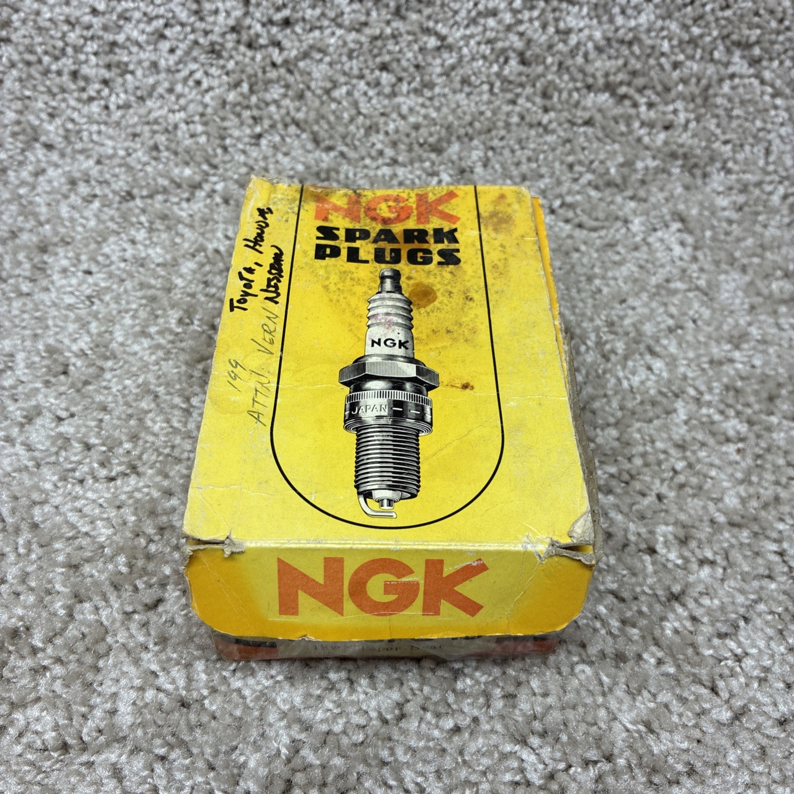 NGK APR5FS-15 Standard Spark Plug - New Old Stock - 18 Degree Taper Seat 10pc