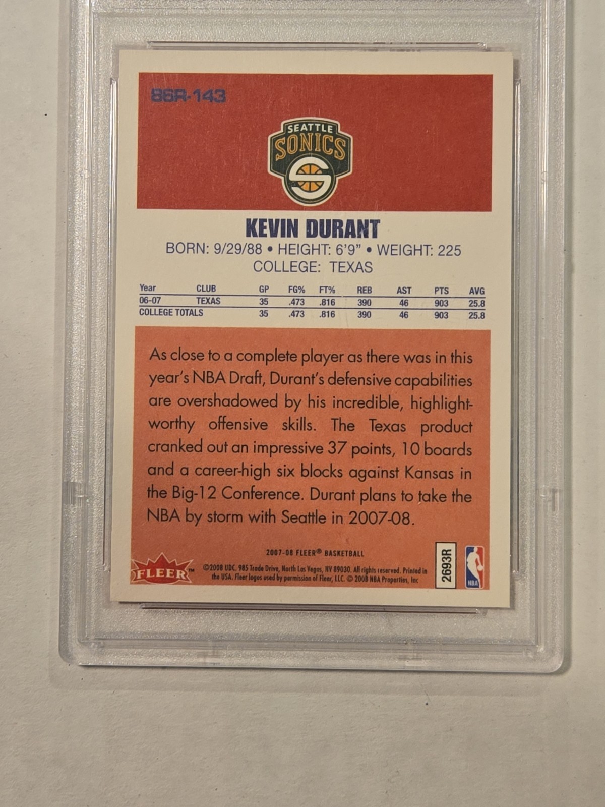 2007 Fleer Kevin Durant 86 Retro Rookies #143 PSA 9 (RC) view 8