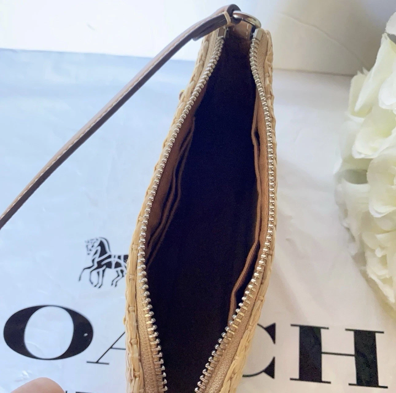 Cappello Coach Nolita 19 nuovo con etichetta con ricamo floreale CJ724 + floreale all'uncinetto CK691