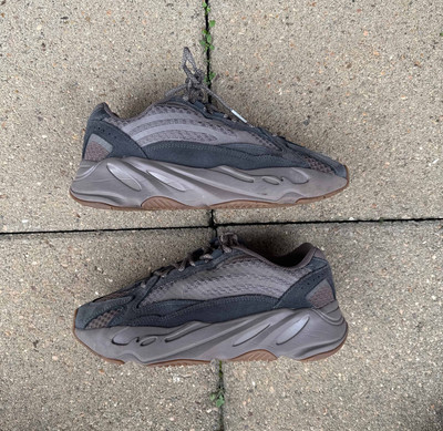 Size adidas Yeezy Boost 700 V2 Mauve 195735255501|
