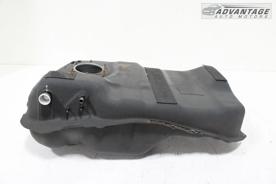 MITSUBISHI OUTLANDER SPORT 2018-2023 2,0 L depósito de combustible de gasolina OEM Foto 2 de 4