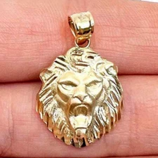 10K Gold Diamond-Cut Lion Head Pendant 1"