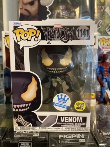 Funko Pop! Shop Exclusive Marvel - Glows In The Dark GITD VENOM #1141