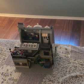 LEGO Parisian Restaurant 10243 Creator Expert Modular Buildings 2469 pcs 16+