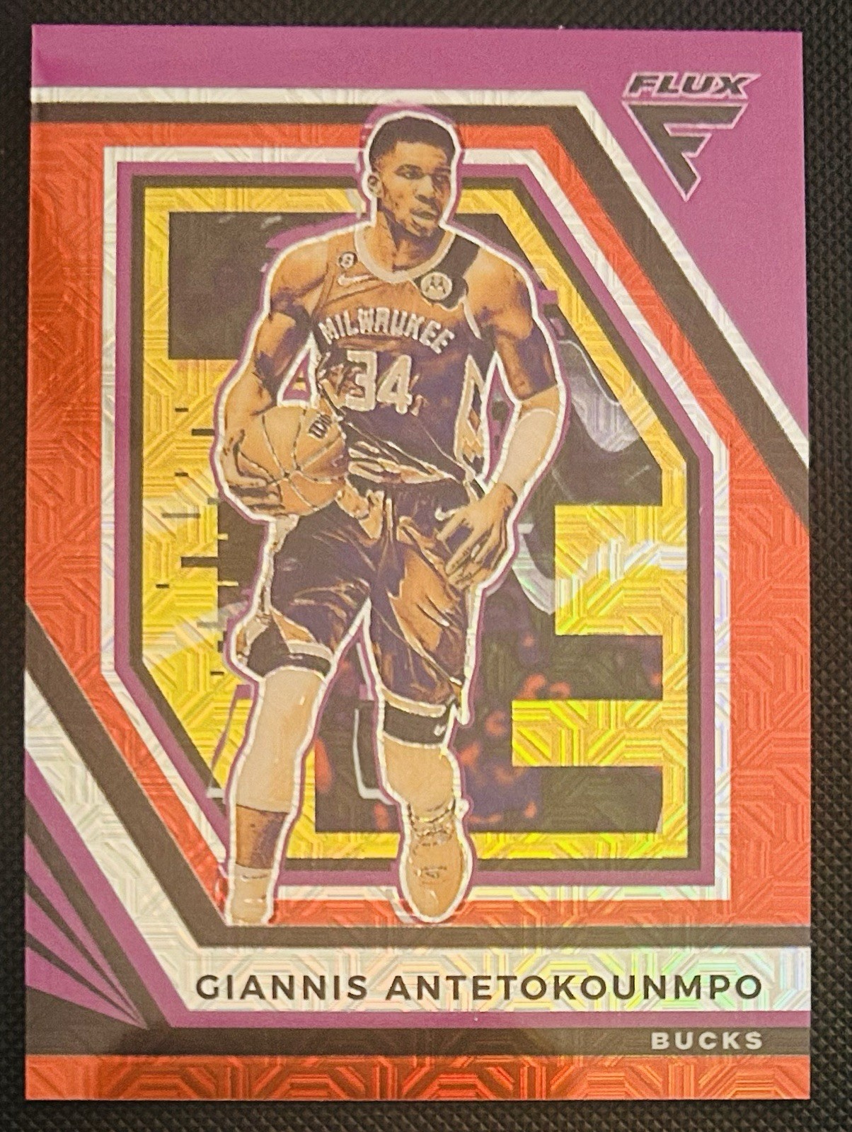 2022-23 Panini Flux - Giannis Antetokounmpo #98 Red Mojo Prizm #/99