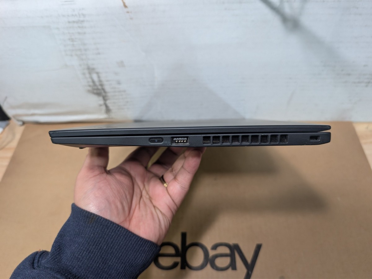 Lenovo ThinkPad X1 Carbon Gen 7 i7-10710U 16GB RAM 256GB SSD 