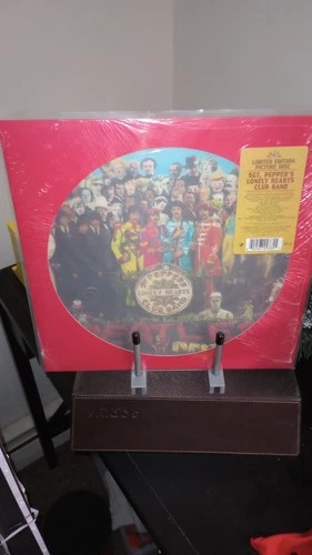 The Beatles - Sgt Pepper's Lonely Hearts Club Band Picture Disk Remastered