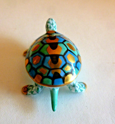 Herend Tiny Baby Porcelain Turtle, Lime Green & 24K Gold Accents, Shell Dk Grns+