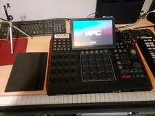Akai MPC X Music Production Centre Standalone Sampler + Extra's & Original Box