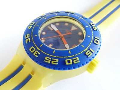 Swatch Nugent Scuba Swatch 2013 model Playero Product number SUUJ400 