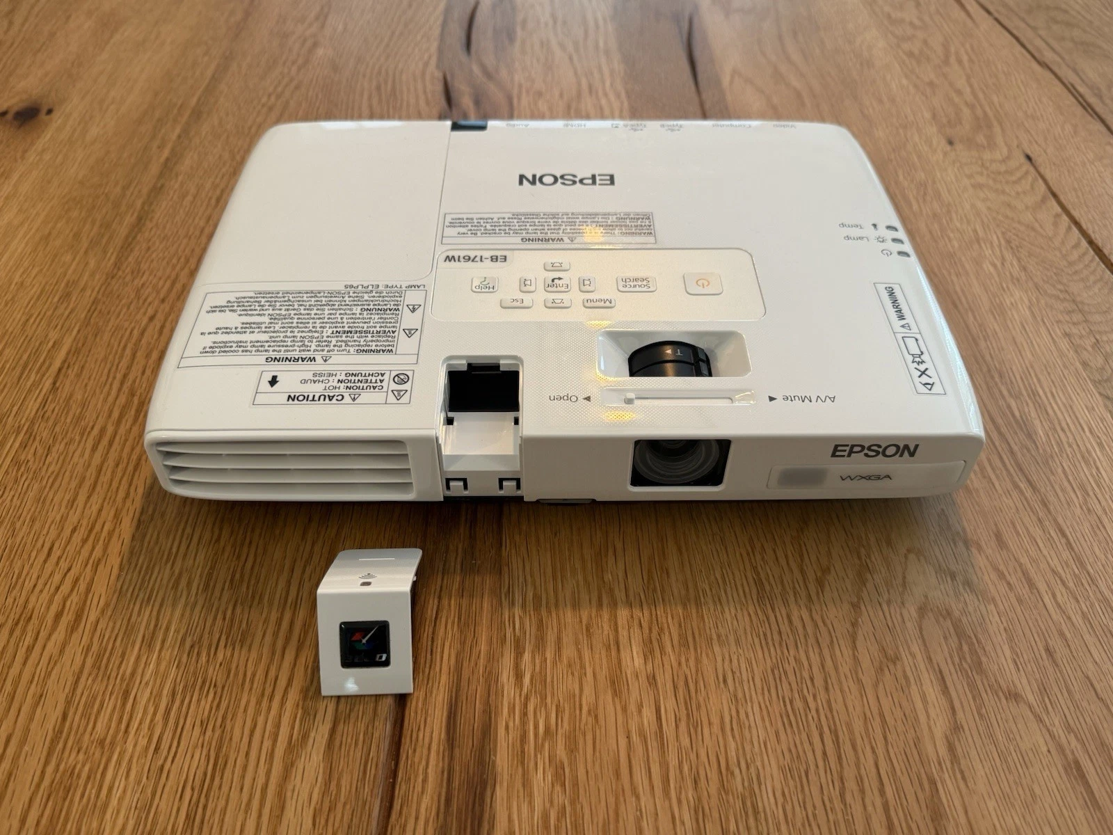 Epson EB-1761W Projector WXGA 3LCD Portable 2600 Lumens - Good Used Condition 8