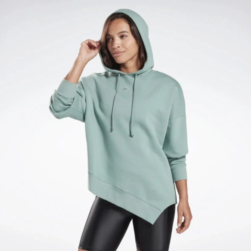 Asymmetric clearance hem hoodie