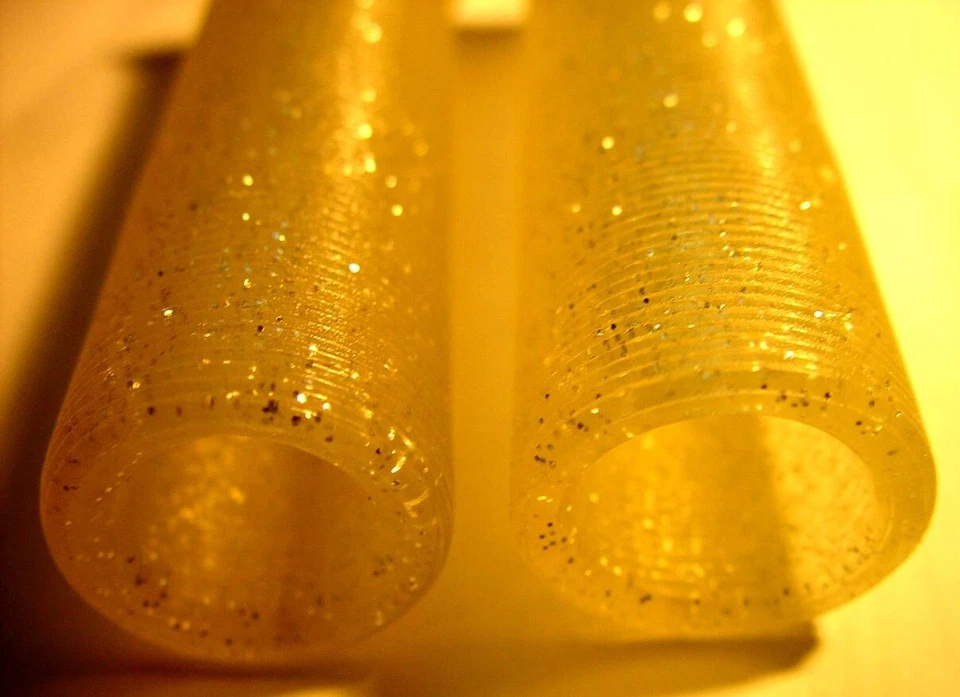 Empuñaduras de manillar BSA, Triumph, Norton, OIF, SILVER Metal Flake, 7/8". Costilla fina. Foto 4 de 4