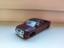 Hot Wheels Nissan Titan Pick Up Truck klare Scheiben rot