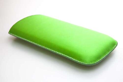 caseroxx Slide-Pouch for Samsung i9000 Galaxy S in green made of faux leather - Picture 1 of 2