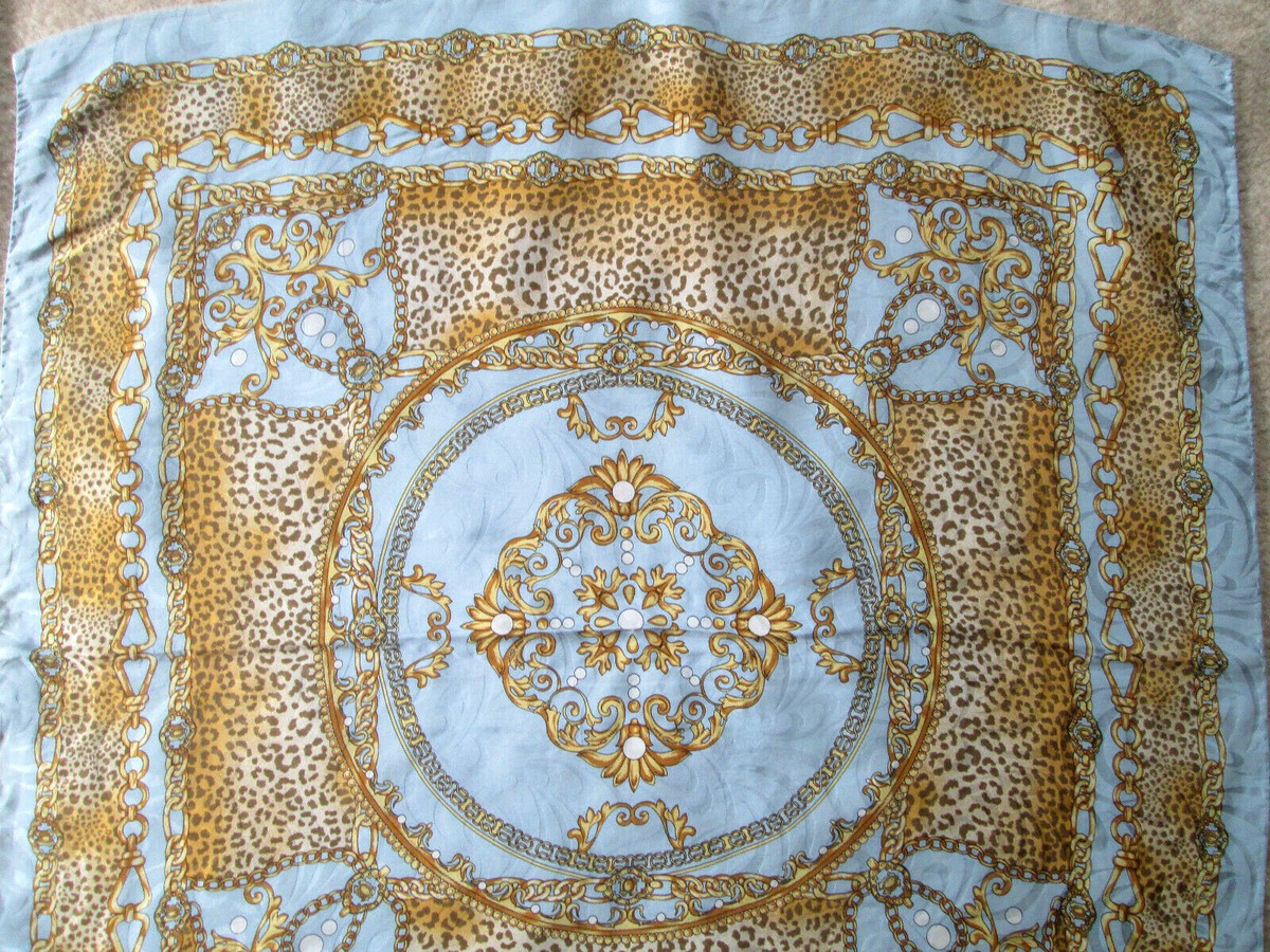 Foulard En Soie Vintage TBEG - Motif Fleurs - 90x97 Cm - Beige