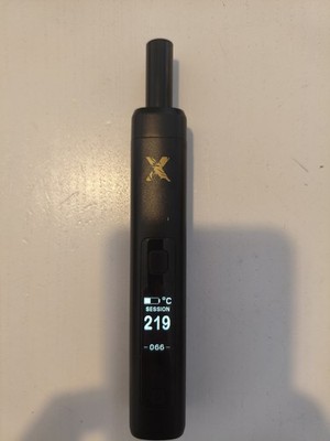 XMax V3 Pro+ Vaporizer (Gold Edition)   Logo Abgenutzt