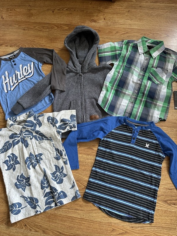 Boy’s Lot Quiksilver & Hurley Size 4