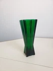 Vintage Anchor Hocking Emerald Green Glass Star Base Vase Atomic Rocket MCM