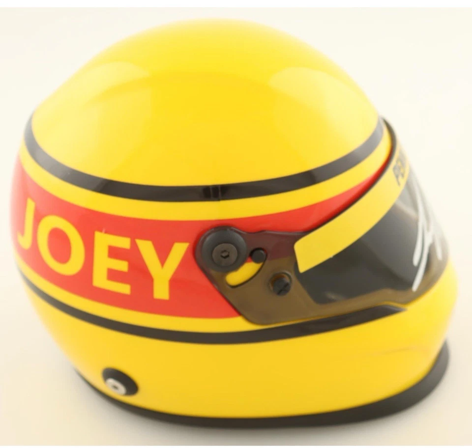 Мини-шлем с автографом Джоуи Логано из Pennzoil NASCAR Racing (PA) Penske - Изображение 3 из 4