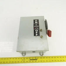 GE TH3361J Model 10 Fusible Heavy Duty 30A Safety Disconnect Switch 600VAC
