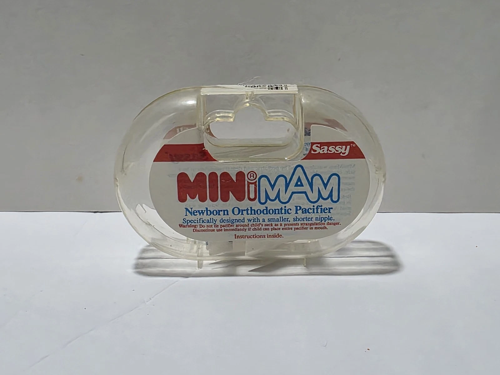 Vintage MiniMam Sassy Newborn Orthopedic Pacifier 1988 *Case Only*
Opens in a new window or tab