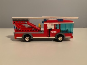 7208 LEGO City Fire Station