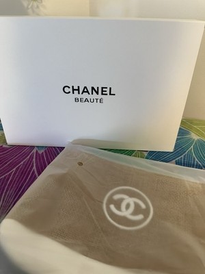 CHANEL Beauté Makeup Bag Cosmetic Pouch Beige Fabric Zipper MPN 086 377