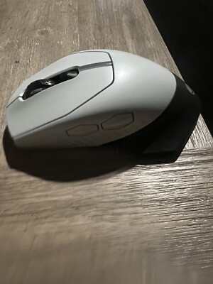 Alienware AW610M Wireless Mouse
